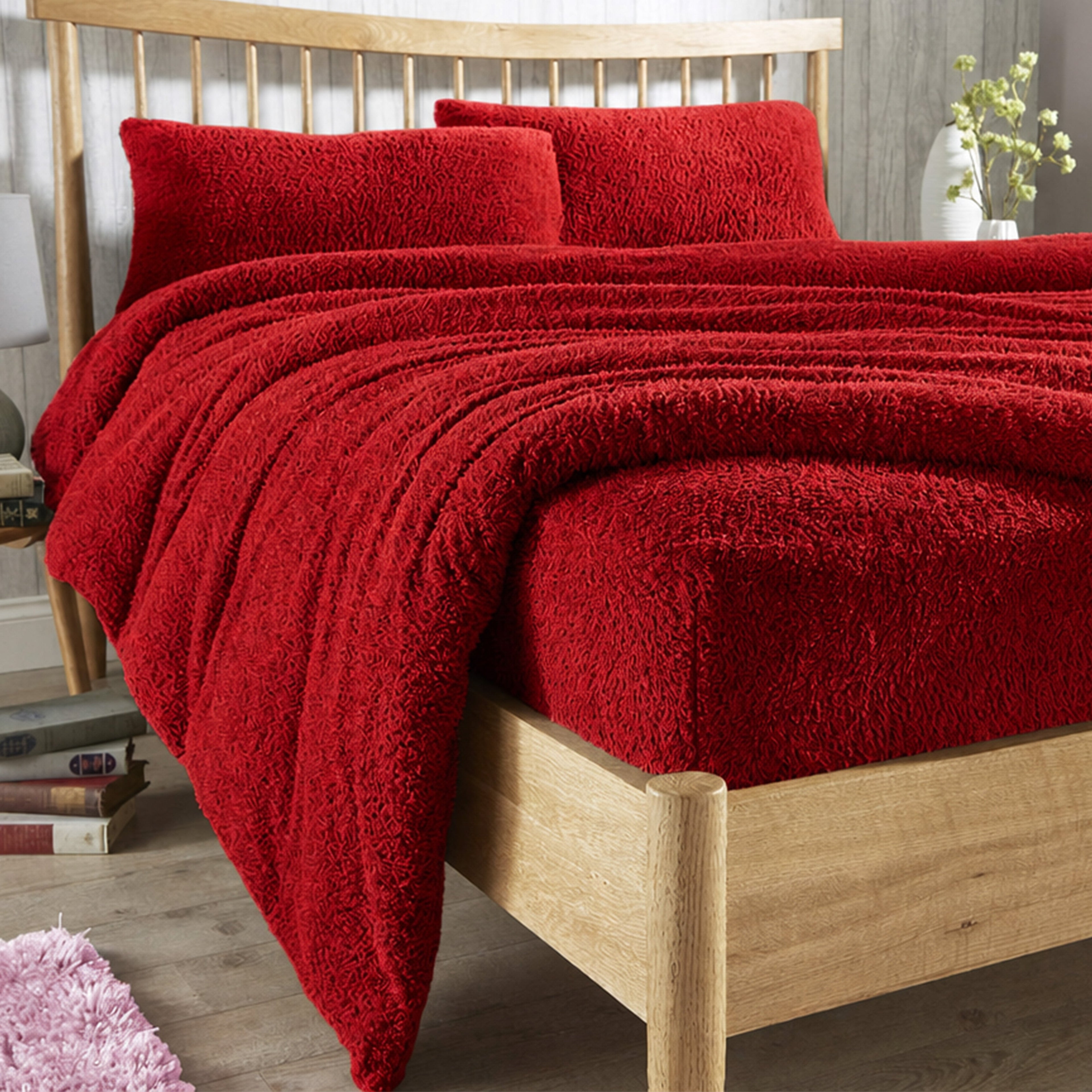 OLIVIA ROCCO Teddy Fleece Extra Deep Fitted Sheet